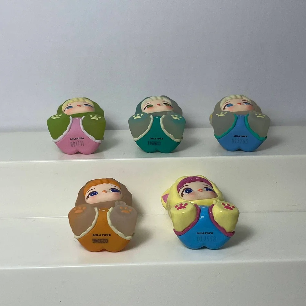 Liila Toys Lucky Cat Paipai Mini Bean Figures Lot of 5 Kitty Figures Blind Box